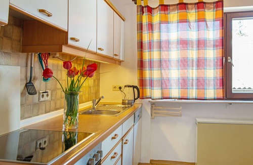 Muehlingen Apartment | Apartment 'Säntis, 50qm' with Balcony and Wi-Fi