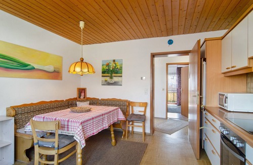 Muehlingen Apartment | Apartment 'Säntis, 50qm' with Balcony and Wi-Fi