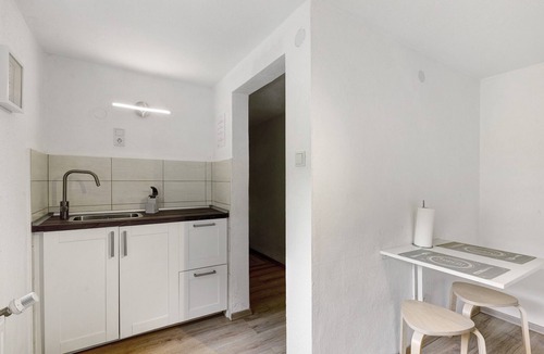 Heinsberg Apartment | Apartment 'Schober' with Private Terrace, Shared Garden and Wi-Fi