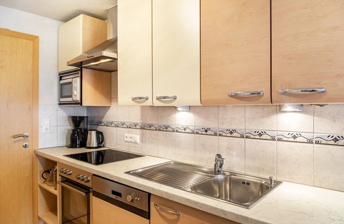 Ried im Zillertal Apartment | Apartment 'Selina' with Mountain View, Balcony and Wi-Fi