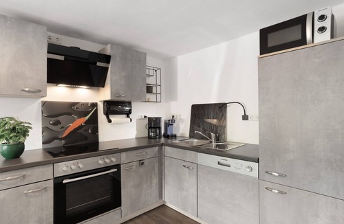 Kickenbach Apartment | Apartment 'Selbecke' with Pool and Garden