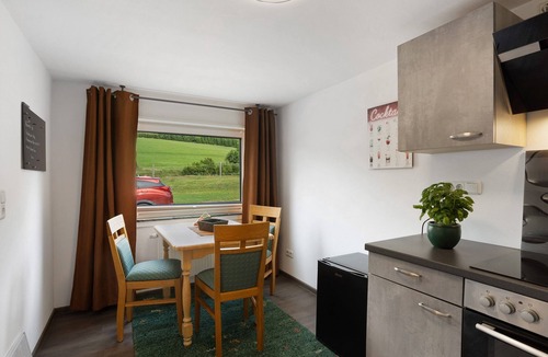 Kickenbach Apartment | Apartment 'Selbecke' with Pool and Garden
