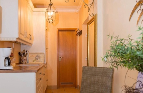 Haffkrug Apartment | Apartment Small Baltic Sea app central quiet dogs welcome terrace 50m to the beach