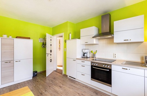 Warstein Apartment | Apartment 'Sommersonne' with Mountain View, Private Terrace and Wi-Fi