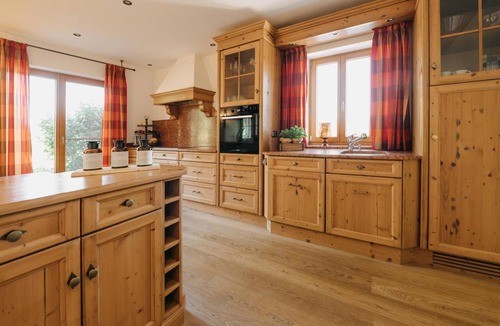 Weitnau Apartment | Apartment 'Sonneck' with Mountain View, Private Terrace and Wi-Fi