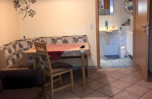 Schesslitz Apartment | Apartment 'Stark bis 3 Personen' with Wi-Fi