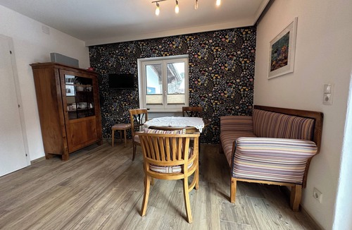 Landeck Apartment | apARTment T2, Zams