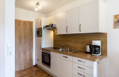 Oberhenneborn Apartment | Apartment Taubenschlag (53 sqm, 2 Bedrooms) with Balcony and Wi-Fi