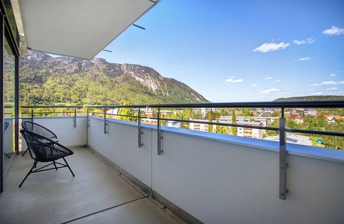 Bad Reichenhall Apartment | Apartment 'The View' with Mountain View, Balcony and Wi-Fi