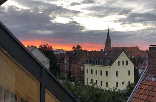 Schwabach Apartment | Apartment 'Traumhaftes Loft Wintergarten' with Shared Terrace, Wi-Fi and Air Conditioning