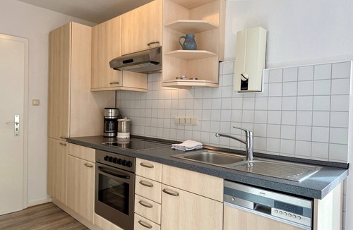 Travemuende Apartment | Apartment 'Traveperle 1' with Private Terrace and Wi-Fi