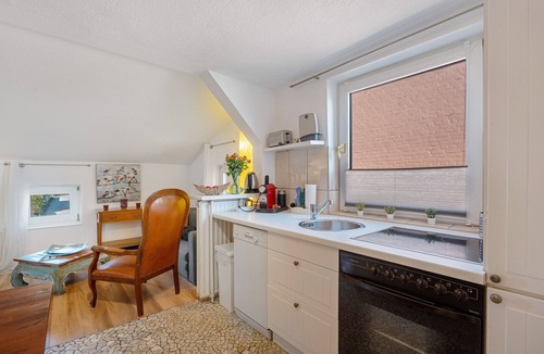 Niendorf Apartment | Apartment 'Unit 1' with Wi-Fi
