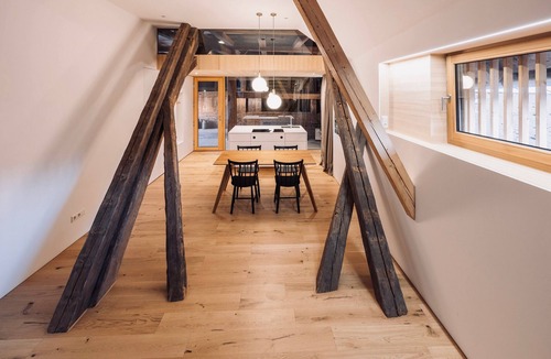 Unterkirnach Apartment | Apartment 'Under the Linden' with Shared Terrace, Communal Garden and Wi-Fi