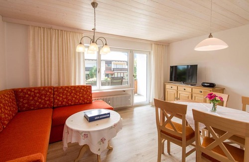 Ruhpolding Apartment | Apartment Unternberg 43sqm, 1 bedroom, living room, kitchen, balcony
