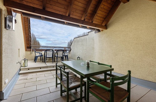 Moos Apartment | Apartment 'Untersee' with Lake View, Private Terrace and Wi-Fi
