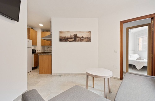 Parque Ayala Apartment | Apartment 'Vacaciones Cerca Del Mar' with Wi-Fi