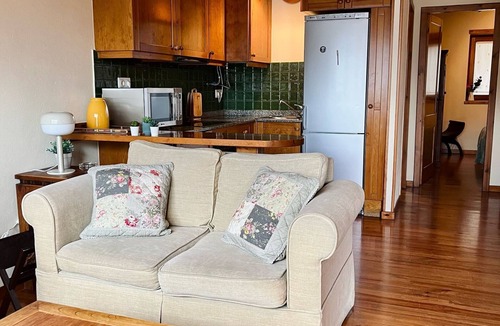 Taull Apartment | Apartment Vistas Sant Climent Taüll with Terrace, Balcony & Wi-Fi