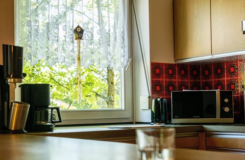 Kempten Apartment | Apartment "Vom Hövel" with Wi-Fi & Balcony