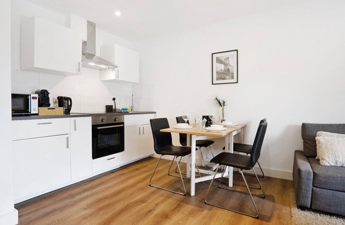Gronau Apartment | Apartment 'Weiden' with Balcony and Wi-Fi