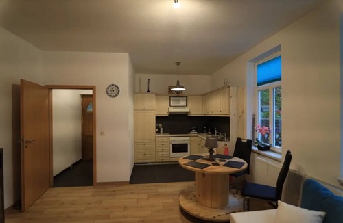Oehrenstock Apartment | Apartment 'Willkommen Am Roten Stein' with Private Pool, Private Terrace and Wi-Fi