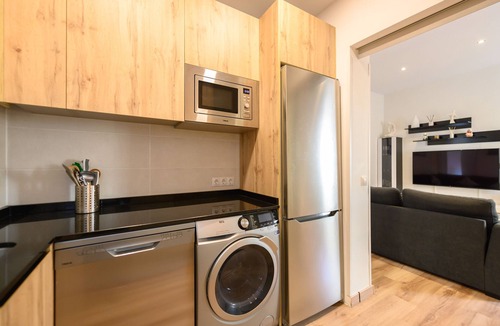Prosperidad Apartment | Apartment with 2 bedrooms, 2 bathrooms and sofa bed – ideal for families in Madrid CAR1012