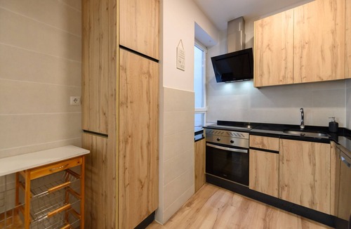 Prosperidad Apartment | Apartment with 2 bedrooms, 2 bathrooms and sofa bed – ideal for families in Madrid CAR1012