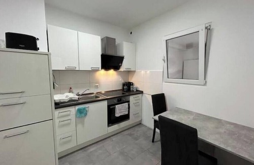 Hamm Apartment | Apartment with a Balcony Near the Main Train Station + Amazon Prime