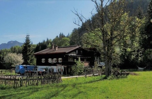 Reit im Winkl Apartment | Apartment with a view of nature