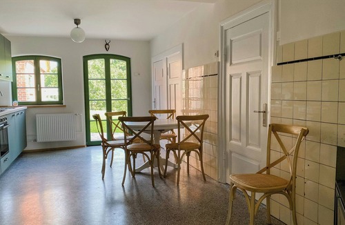 Vellahn Apartment | Apartment with swimming pond in Mecklenburg