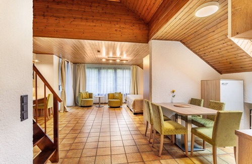 Olsberg Apartment | Apartment 'Wohnung 2' with Shared Terrace, Shared Garden and Wi-Fi