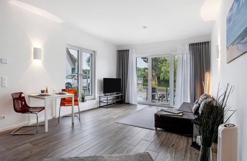 Heringsdorf Apartment | Apartment 'Wohnung Morgenrot' with Private Terrace