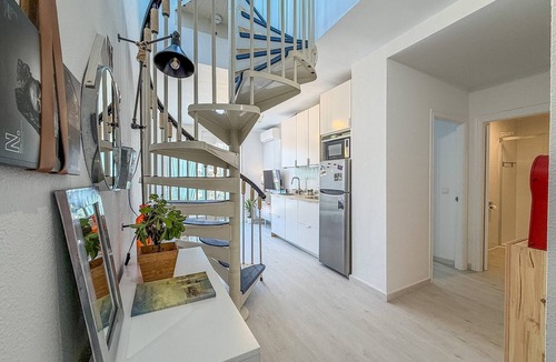 El Morche Apartment | Apartment 'Your Private Retreat with Sea Views' with Sea View, Wi-Fi and Air Conditioning