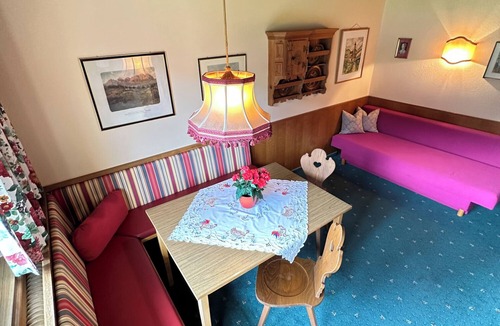 Zell am Ziller Apartment | Apartment 'Zillertal Arena 2er' with Mountain View, Balcony and Wi-Fi