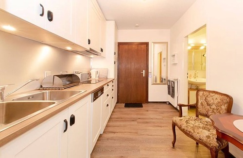 Fuessen Apartment | App 3/18 - Helle, Moderne Fewo mit Balkon und Bergblick - Ferienappartements Weissensee