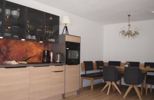 Soell Apartment | App. Fox, 3 bedrooms, 2 bathrooms with shower + WC - house fable