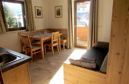 Oberperfuss Apartment | App. Hayflower/1 bedroom/shower, WC - Studlerhof Hörtnagl