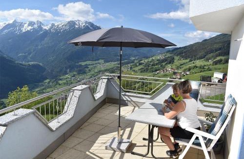 Arzl im Piztal Apartment | Appartement am Berg