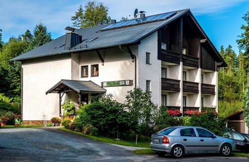 Bad Alexandersbad Apartment | Appartement im 2. Obergeschoss mit buchbarer Verpflegung