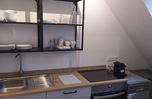 Dahl Apartment | Appartement Ohne Balkon,links im 3.og - Frisch Renovierte Appartements