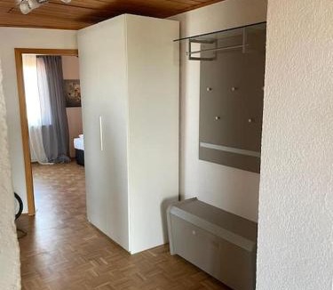 Hofheim in Unterfranken Apartment | Appartio - Ferienwohnung "Dorfblick" Dachgeschoss - 6 Personen - Netflix - Waschmaschine