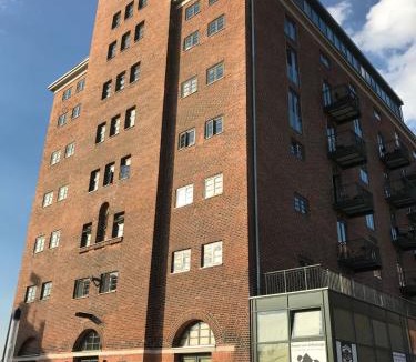 Wismar Apartment | Appartment Ferienwohnung mit großer Terrasse Ohlerich Speicher Wismar