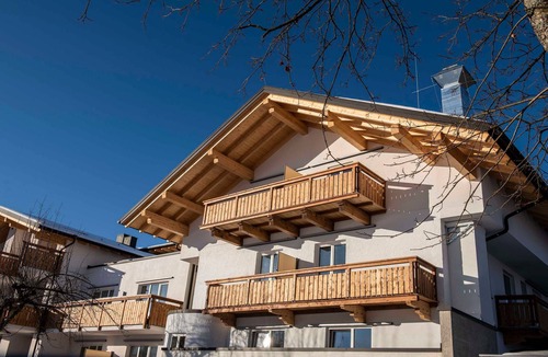 Bad Wiessee House | Apple tree - Schnitzer's Dahoam