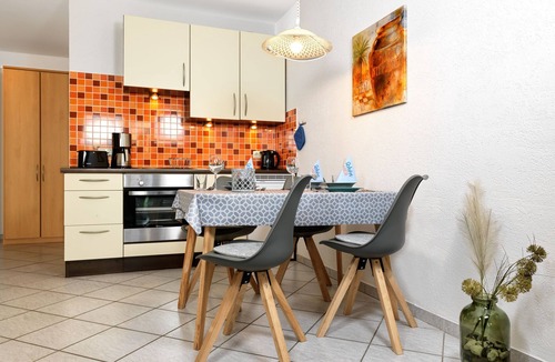 Gollwitz Apartment | Apt. STURMVOGEL - Cozy living just 500 meters from the natural beach