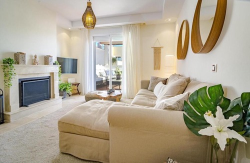 Marbella Apartment | AR23 - Holiday flat Puerto Banus by Roomservices