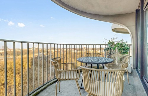 Antonsviertel Apartment | Arbio I Hoteltower Apart Wittelsbach Park