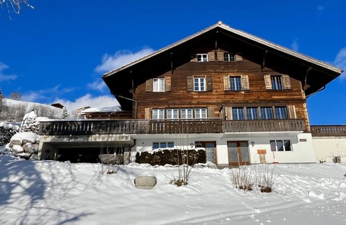 Saanenmoeser Apartment | Ariel Appartement/Fewo, Dusche oder Bad, WC 8-Bettwohnung by Interhome