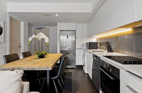 Arthur's Point Apartment | Aroha Apartment at the base of Coronet Peak