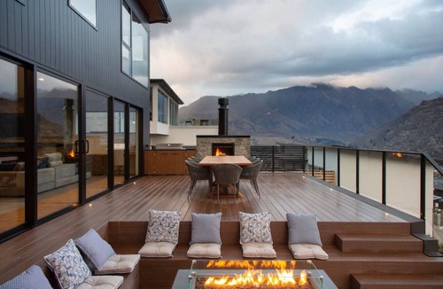 Frankton Villa | Aroha on Florence - NZSIR Luxury Rental Homes