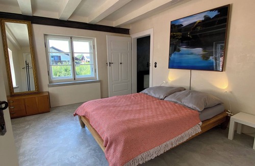 Purgen Other | Artsy charming 3-level farmhouse - style and peace in nature.