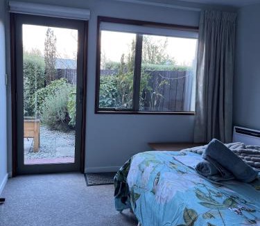 Fernhill House | Aspen View - Queen